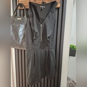 Stylish Gray Dress with Zipper